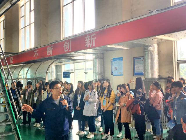 beat365英国官方网站历文学院文管系2019毕业实习拉开序幕